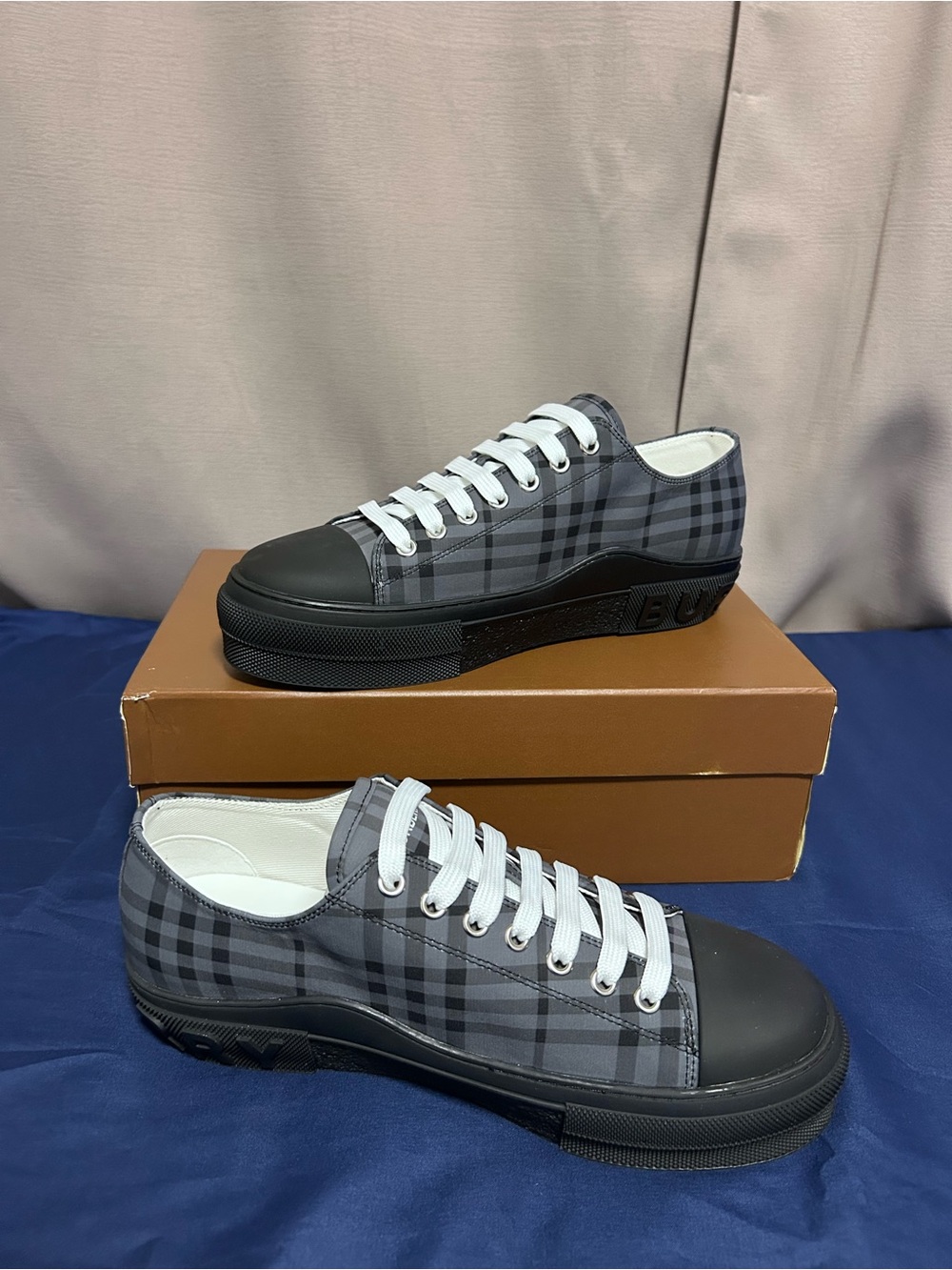 Burberry Gray Plaid Low-Top Sneakers with Black Sole